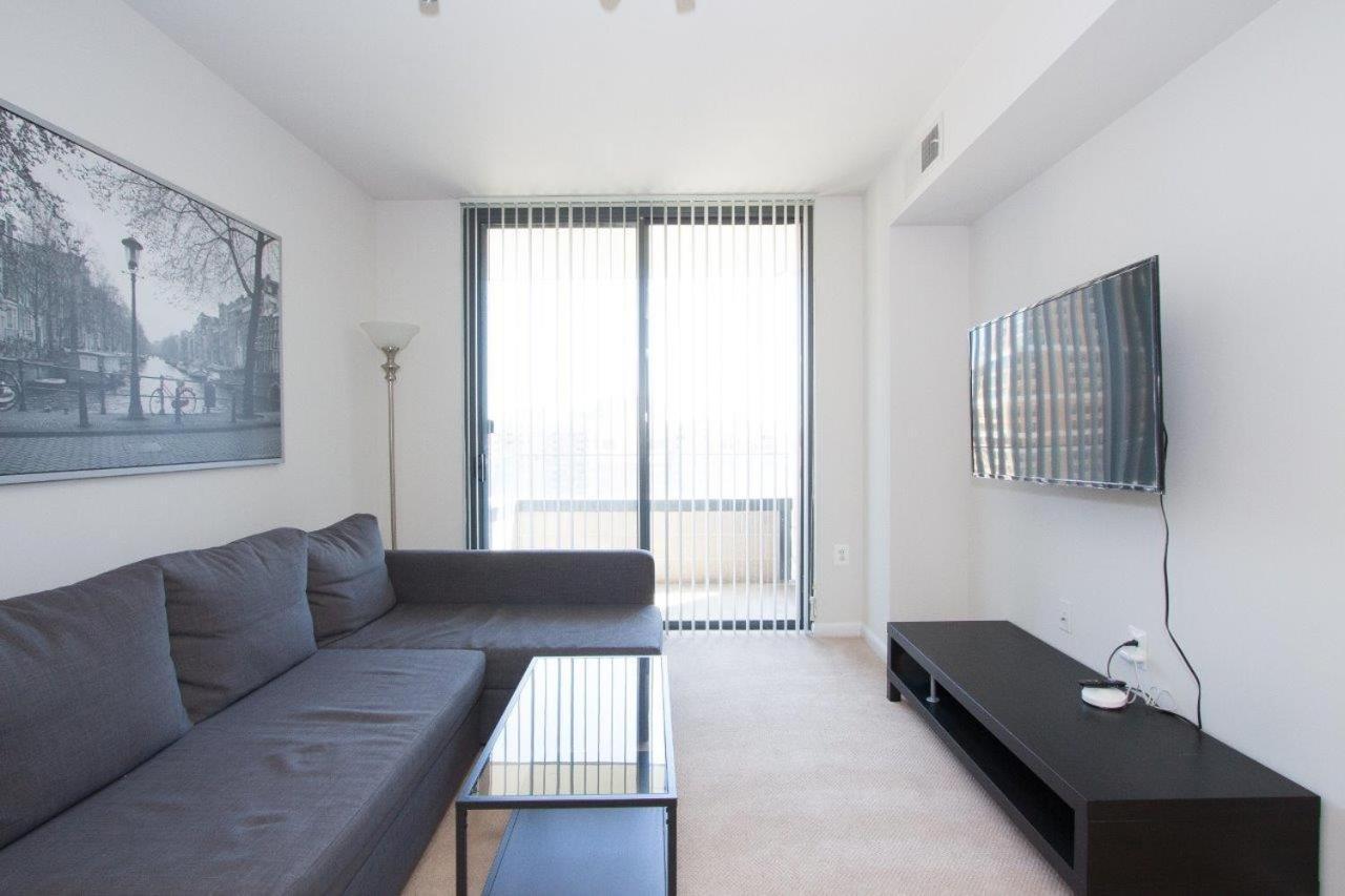 Pentagon Luxe Apartments Arlington Ngoại thất bức ảnh