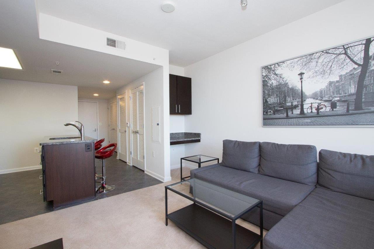 Pentagon Luxe Apartments Arlington Ngoại thất bức ảnh